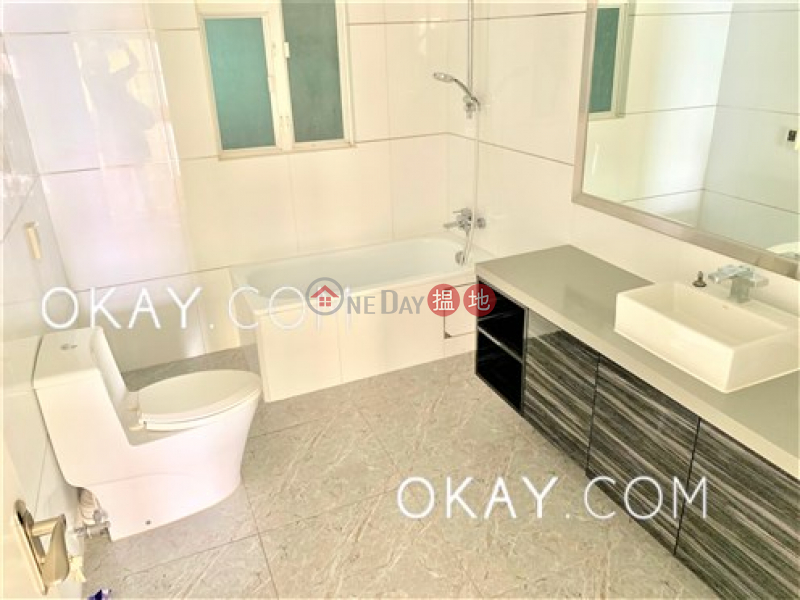Gorgeous 2 bedroom with balcony | Rental, Phase 2 Villa Cecil 趙苑二期 Rental Listings | Western District (OKAY-R376095)