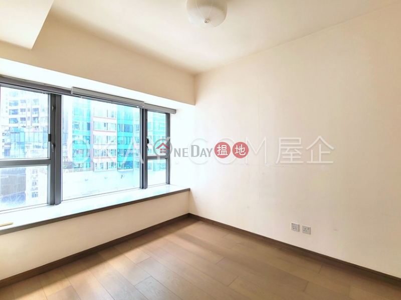 Centre Point, Middle, Residential | Sales Listings, HK$ 14.6M