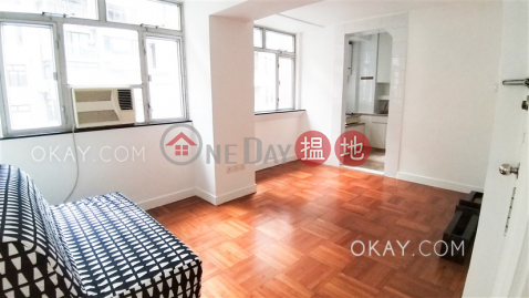 Charming 2 bedroom in Mid-levels West | For Sale | Peace Tower 寶時大廈 _0