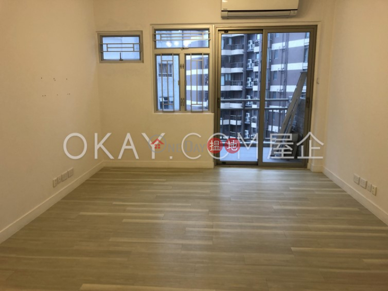 3房2廁,露台嘉輝大廈出租單位|西區嘉輝大廈(Garfield Mansion)出租樓盤 (OKAY-R94281)