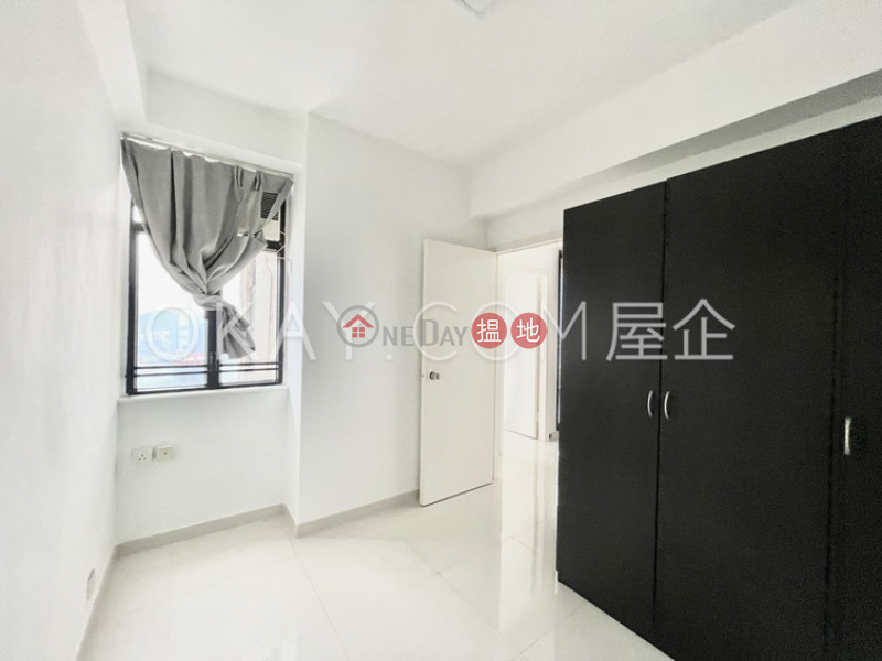 HK$ 28,000/ month | Scenic Heights, Western District Tasteful 2 bed on high floor with harbour views | Rental