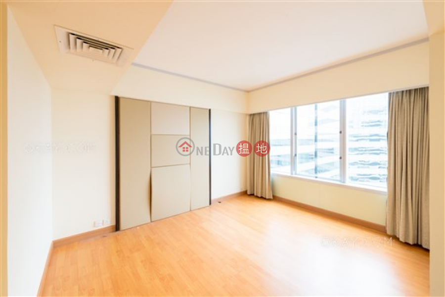 Charming 1 bedroom on high floor with sea views | Rental | 1 Harbour Road | Wan Chai District | Hong Kong | Rental | HK$ 40,000/ month