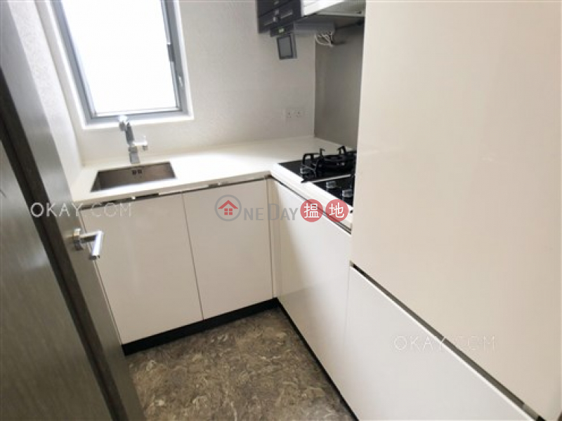 Centre Point, Middle, Residential, Rental Listings | HK$ 32,000/ month