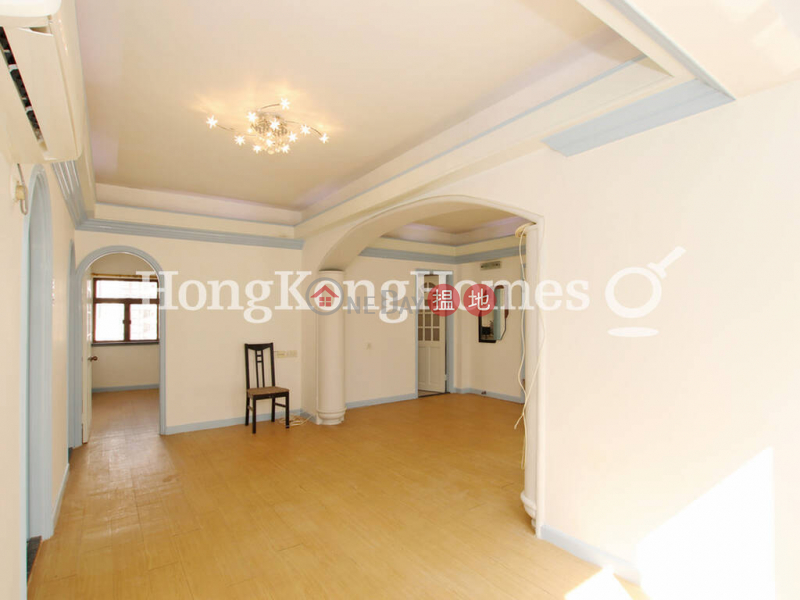 3 Bedroom Family Unit for Rent at 147-151 Caine Road 147-151 Caine Road | Central District, Hong Kong, Rental | HK$ 33,000/ month