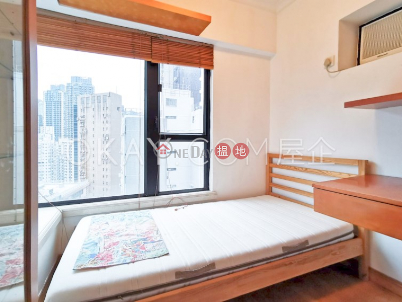 HK$ 8M, Cathay Lodge Wan Chai District, Lovely 2 bedroom on high floor | For Sale