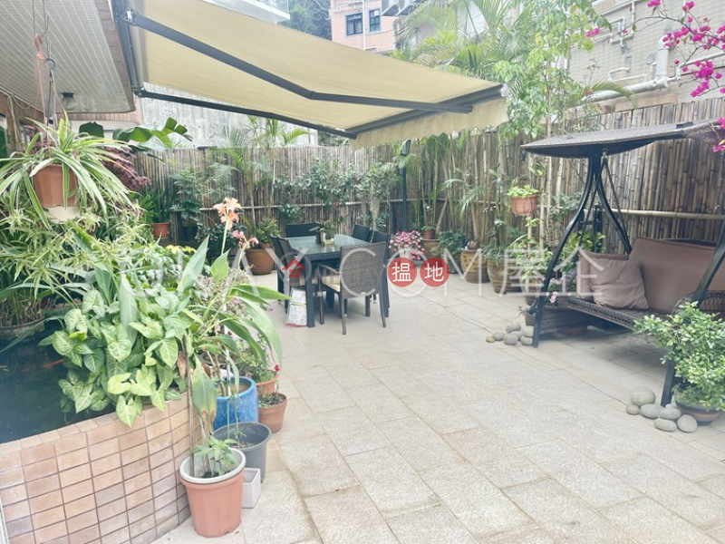 Property Search Hong Kong | OneDay | Residential | Rental Listings Nicely kept house with terrace | Rental
