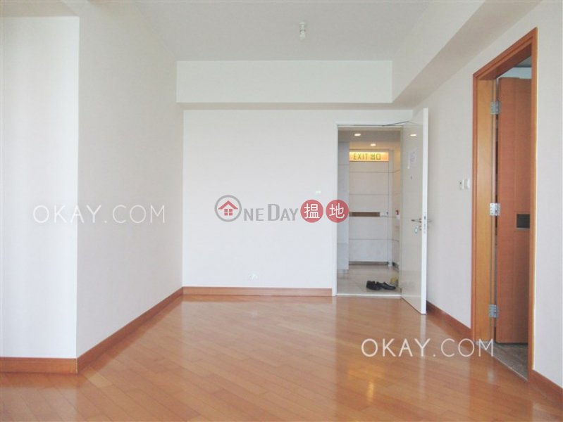 Nicely kept 2 bed on high floor with balcony & parking | For Sale 688 Bel-air Ave | Southern District Hong Kong Sales HK$ 23.8M