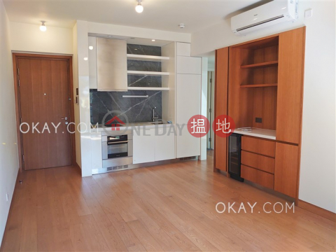 Gorgeous 2 bedroom with balcony | Rental, Resiglow Resiglow | Wan Chai District (OKAY-R323122)_0