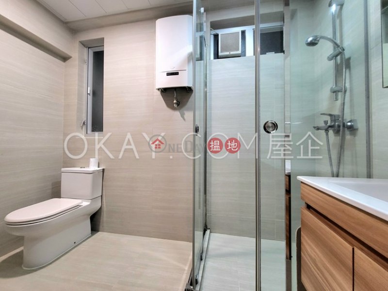 HK$ 50,000/ month, Splendour Court, Wan Chai District Rare 3 bedroom with racecourse views | Rental