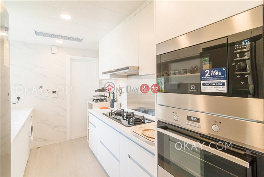Gorgeous 3 bedroom with balcony & parking | Rental | Phase 6 Residence Bel-Air 貝沙灣6期 Rental Listings