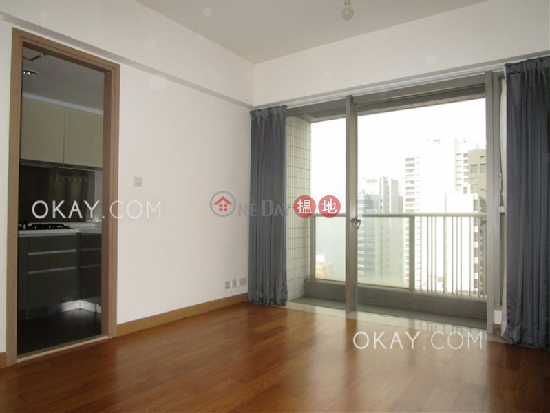 Tasteful 2 bedroom with sea views & balcony | Rental | Island Crest Tower 1 縉城峰1座 Rental Listings