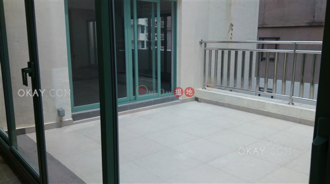 HK$ 73,000/ month Ivory Court, Western District, Unique penthouse with rooftop, terrace & balcony | Rental