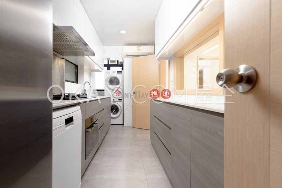 Property Search Hong Kong | OneDay | Residential, Sales Listings | Efficient 3 bedroom on high floor with balcony | For Sale