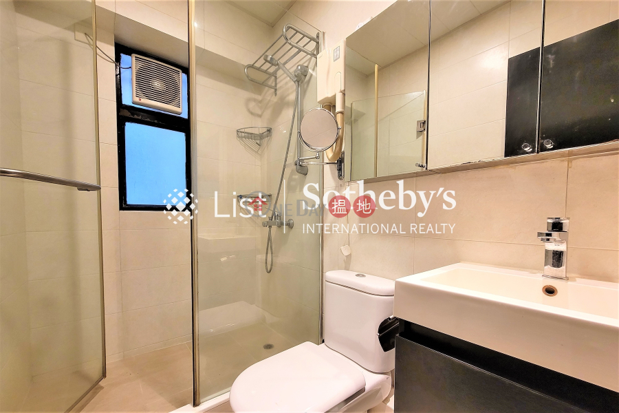 Property for Rent at Peace Tower with 1 Bedroom 30-32 Robinson Road | Western District, Hong Kong | Rental HK$ 33,000/ month