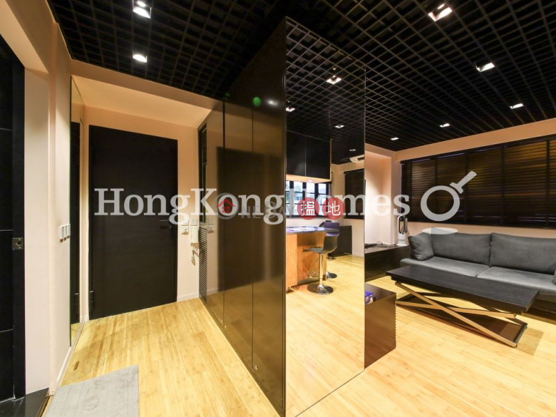 HK$ 22,000/ month Sung Tak Mansion Western District, 1 Bed Unit for Rent at Sung Tak Mansion