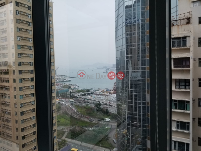 HK$ 147,168/ month | Siu On Plaza, Wan Chai District TEL 98755238