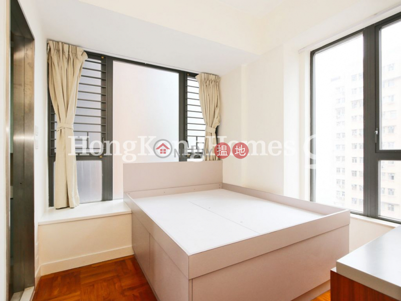 HK$ 25,800/ month 18 Catchick Street Western District, 2 Bedroom Unit for Rent at 18 Catchick Street