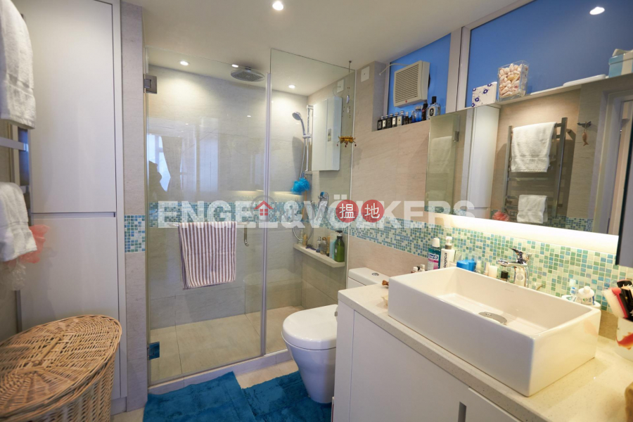 Property Search Hong Kong | OneDay | Residential Rental Listings | 3 Bedroom Family Flat for Rent in Pok Fu Lam