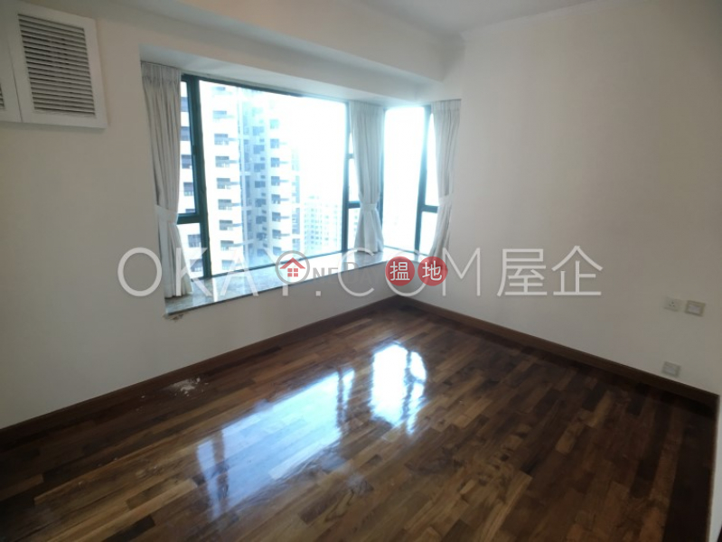 HK$ 36,000/ month | Hillsborough Court Central District | Rare 2 bedroom with parking | Rental