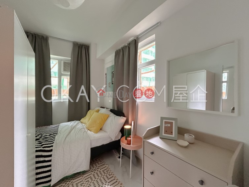 Elegant 3 bedroom in Sai Ying Pun | Rental | Tak Tung House 德東樓 Rental Listings