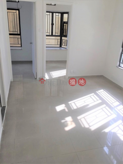 Cozy and Bright, Renovated, Convenient Transportation | Wo Yick Mansion 和益大廈 _0