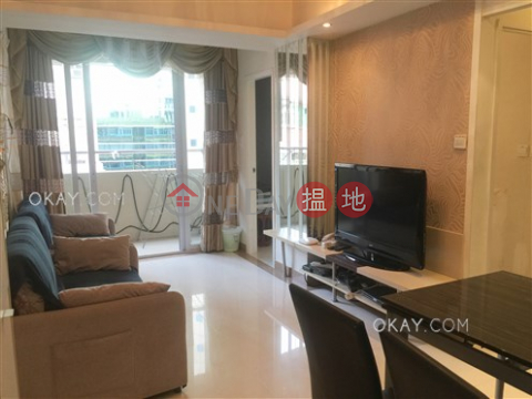 Generous 3 bedroom with balcony | Rental, Hong Kong Building 香江大廈 | Wan Chai District (OKAY-R68077)_0