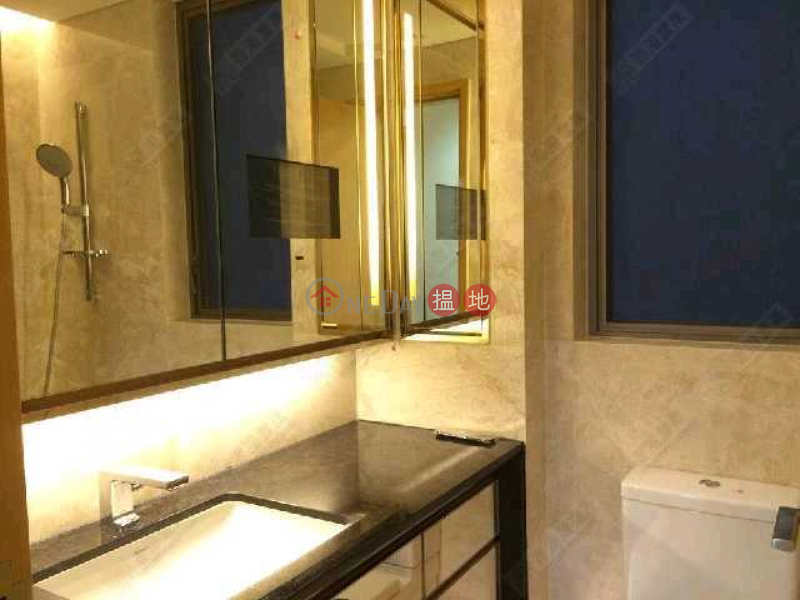 HK$ 1,650萬-Grand Austin 5A座|油尖旺-中層2房 連露台開揚景