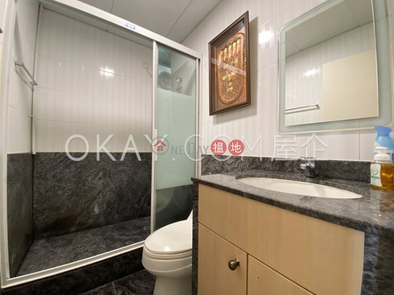 Nicely kept 2 bedroom with terrace & parking | For Sale, 73 Bisney Road | Western District, Hong Kong Sales HK$ 18.5M