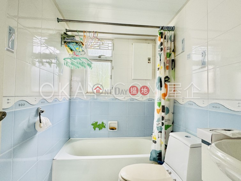 3房2廁,實用率高,極高層華庭閣出售單位|49干德道 | 西區|香港-出售|HK$ 1,600萬