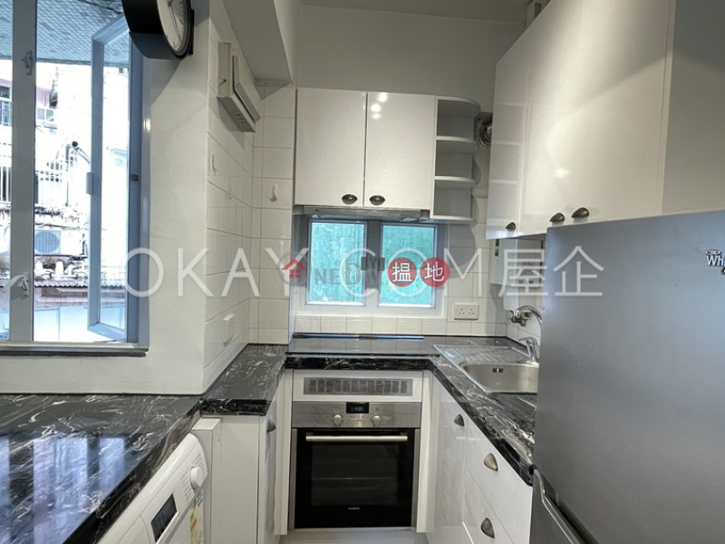 靜安居中層住宅出租樓盤HK$ 30,000/ 月