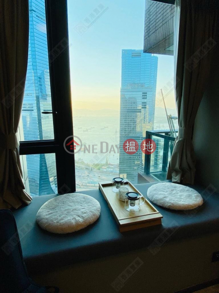 HK$ 58M | The Arch Star Tower (Tower 2),Yau Tsim Mong Four bedrooms, one apartment, multi-purpose in THE ARCH