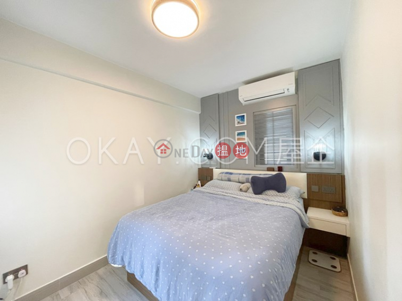 Unique 2 bedroom in Causeway Bay | Rental | Elizabeth House Block C 伊利莎伯大廈C座 Rental Listings