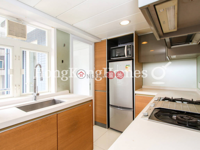 3 Bedroom Family Unit for Rent at Centrestage | 108 Hollywood Road | Central District, Hong Kong | Rental, HK$ 40,000/ month