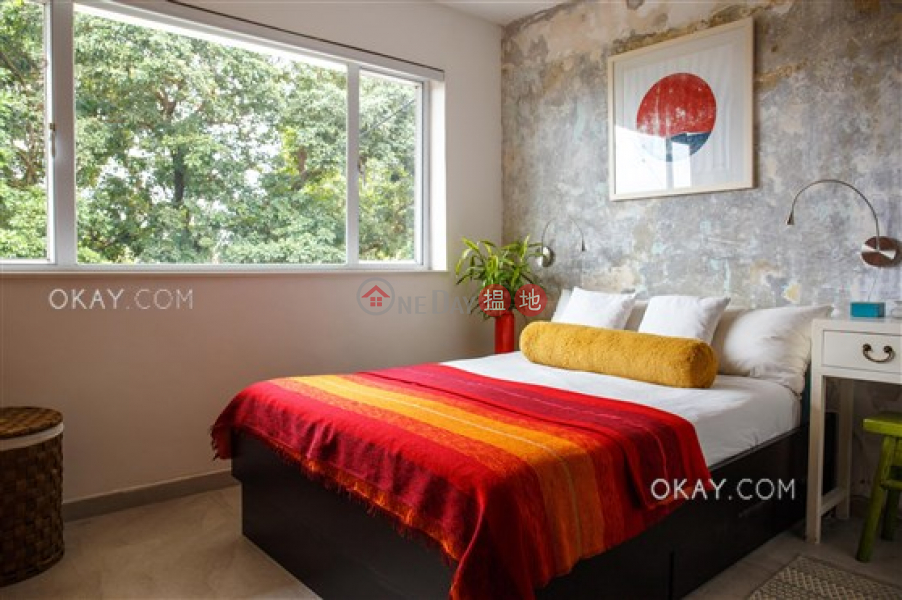 Cozy house with rooftop, terrace | For Sale | Kwong Cheong House (Block A) Kwong Ming Court 廣明苑 廣昌閣 (A座) Sales Listings