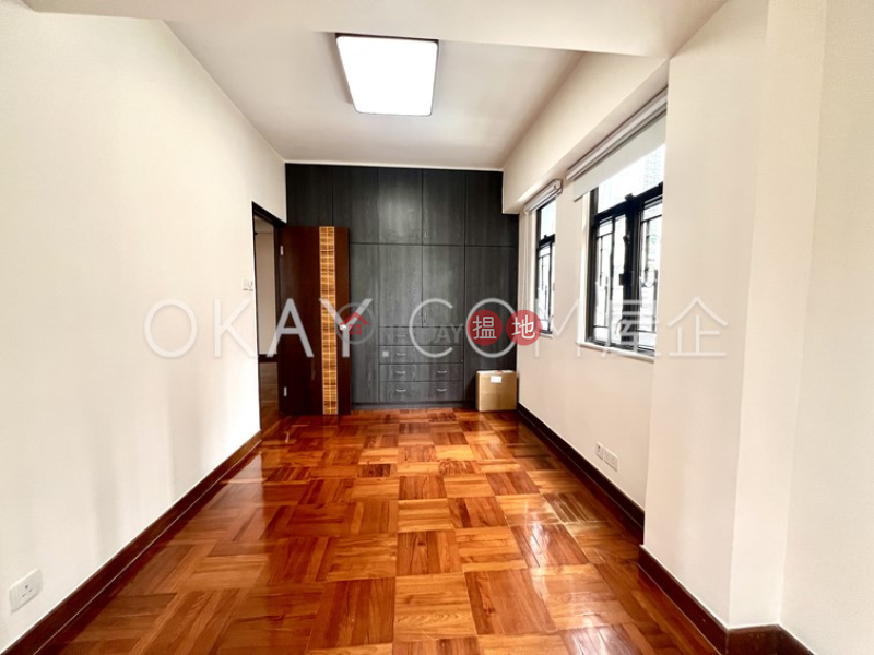 HK$ 30,000/ month, Peacock Mansion | Western District, Luxurious 2 bedroom on high floor | Rental
