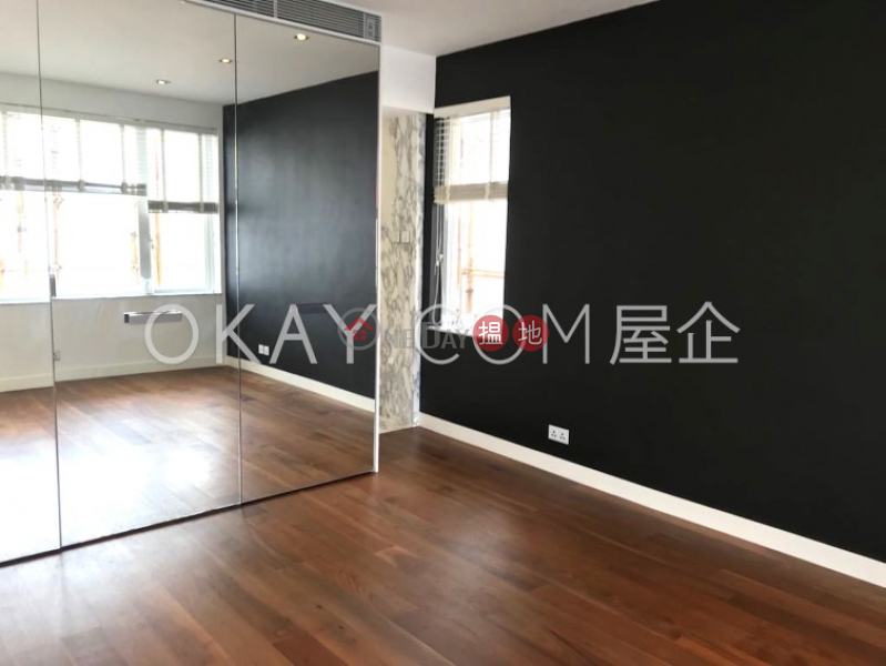 Unique 3 bedroom with balcony & parking | For Sale | 9 Broom Road 蟠龍道9號 Sales Listings