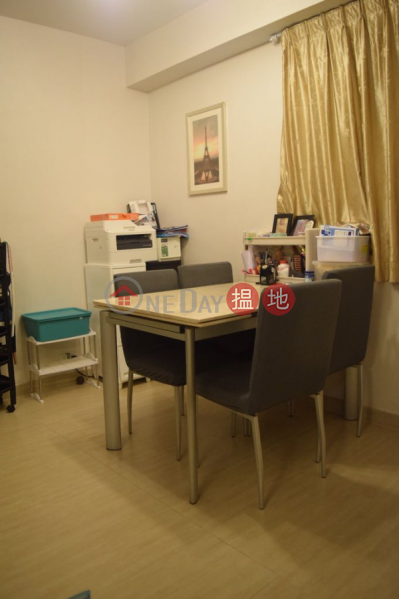 3 Bedroom Family Flat for Sale in Tai Po, Classical Gardens Phase 2 Block 6 新峰花園二期6座 Sales Listings | Tai Po District (EVHK40170)