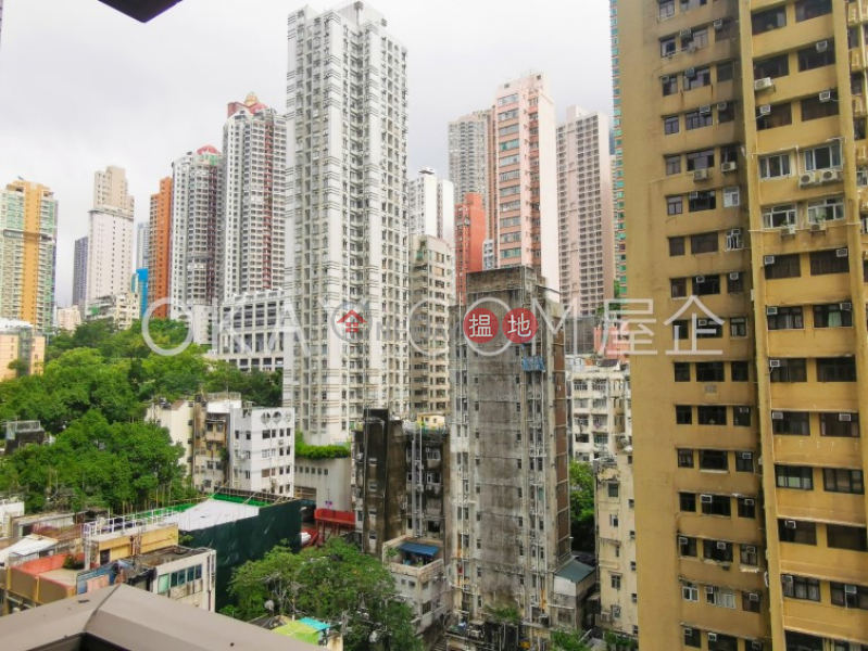 Generous 1 bedroom with balcony | For Sale | Island Crest Tower 2 縉城峰2座 Sales Listings