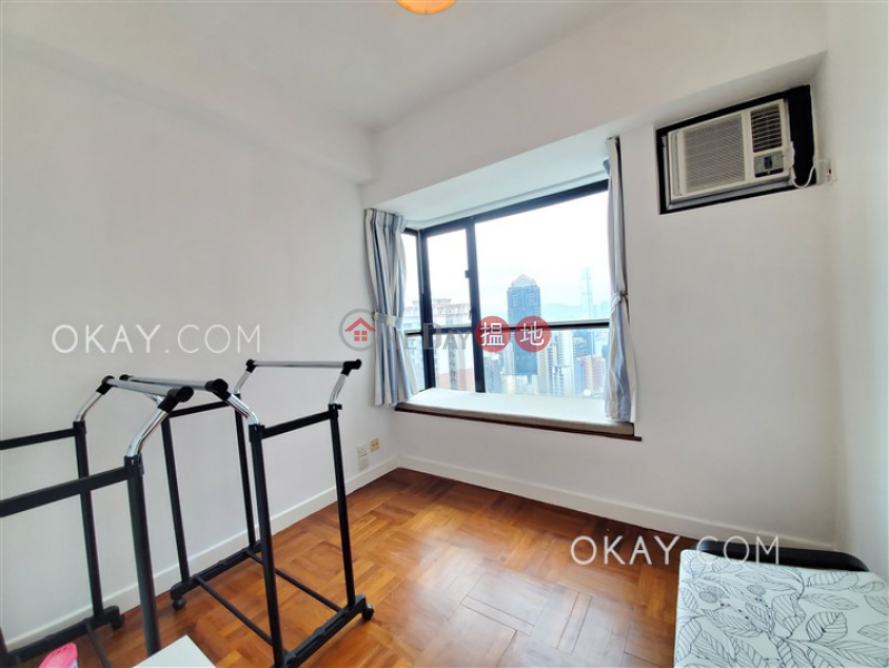 HK$ 42,000/ month, Scenic Rise | Western District | Unique 2 bedroom on high floor with sea views | Rental