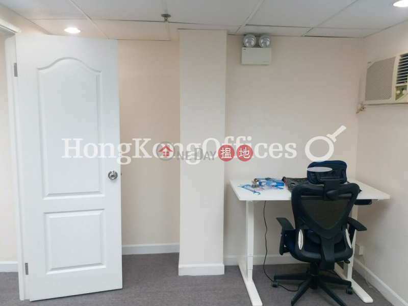 Office Unit for Rent at World Wide Commercial Building | World Wide Commercial Building 世界商業大廈 Rental Listings