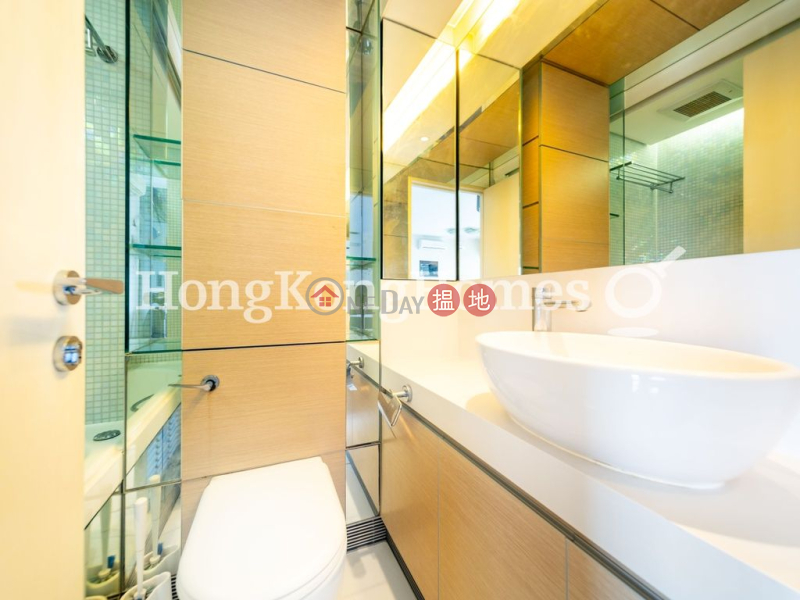 聚賢居開放式單位出租-108荷李活道 | 中區香港-出租HK$ 23,000/ 月