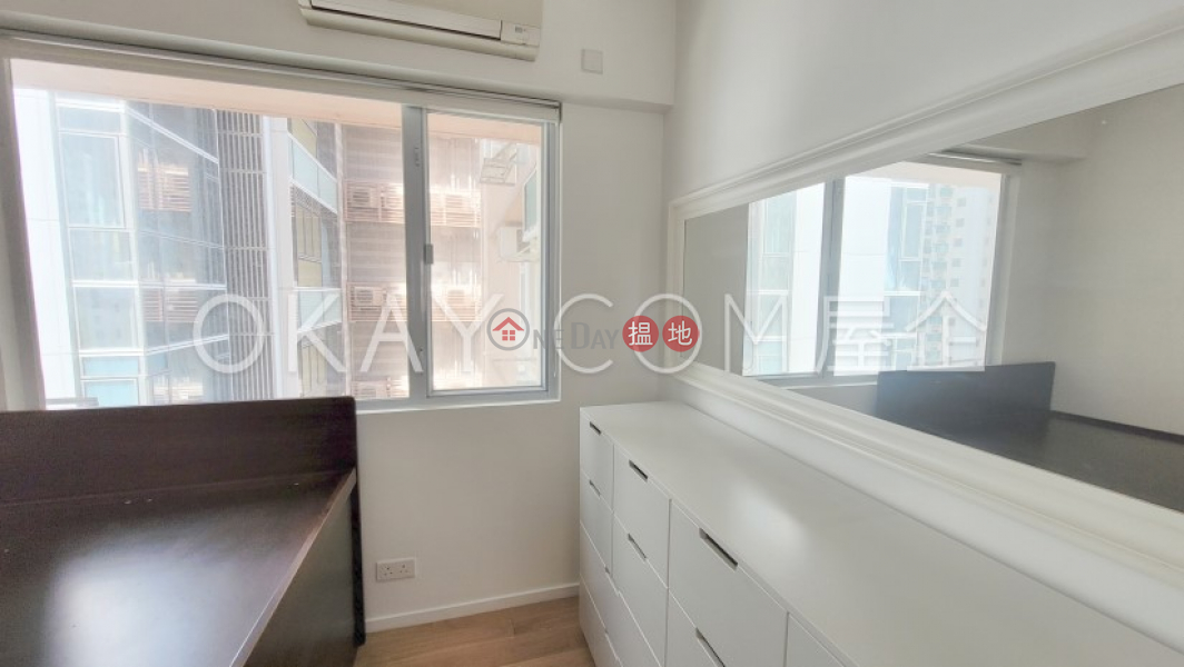 Nan Sang Building, Middle | Residential | Rental Listings HK$ 26,500/ month