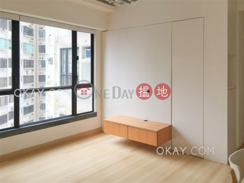 Cozy 2 bedroom in Mid-levels West | Rental | Vantage Park 慧豪閣 _0