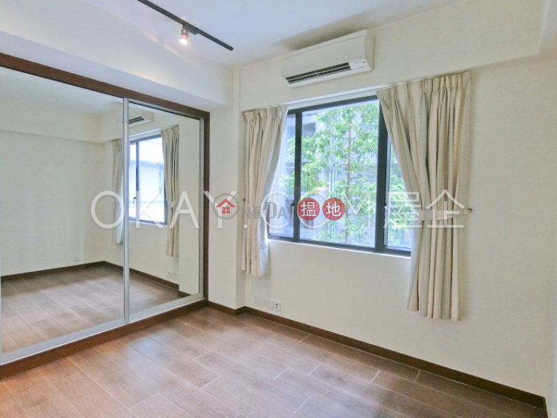 Tasteful 2 bedroom with balcony | Rental, Tak Mansion 德苑 Rental Listings | Western District (OKAY-R255972)