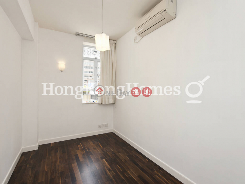 3 Bedroom Family Unit for Rent at 18-19 Fung Fai Terrace 18-19 Fung Fai Terrace | Wan Chai District | Hong Kong Rental | HK$ 40,000/ month