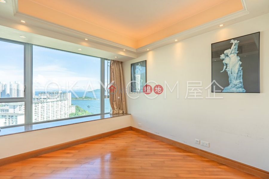 Stylish 3 bedroom with balcony & parking | For Sale | Phase 4 Bel-Air On The Peak Residence Bel-Air 貝沙灣4期 Sales Listings