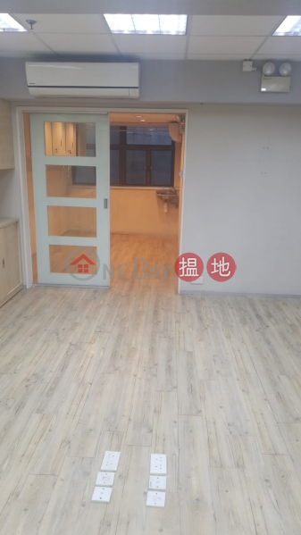 TEL: 98755238 381-383 Hennessy Road | Wan Chai District | Hong Kong Rental HK$ 29,800/ month