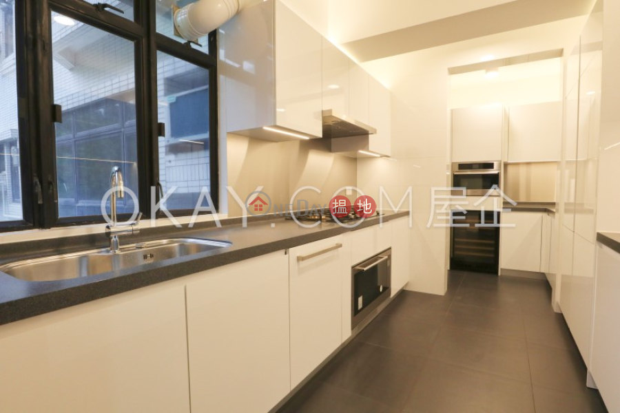 Stylish 4 bedroom with harbour views, balcony | Rental | Grand Garden 華景園 Rental Listings