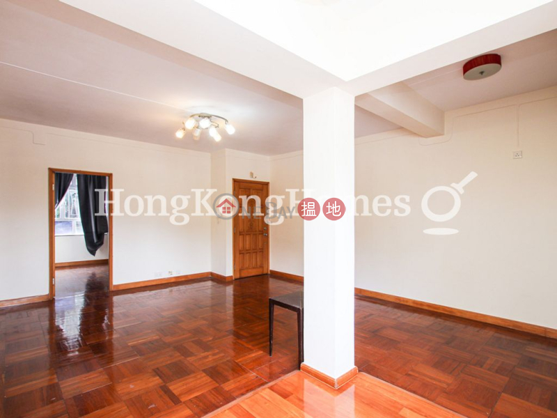 3 Bedroom Family Unit for Rent at 130-132 Green Lane Court | 130-132 Green Lane | Wan Chai District | Hong Kong | Rental HK$ 43,800/ month