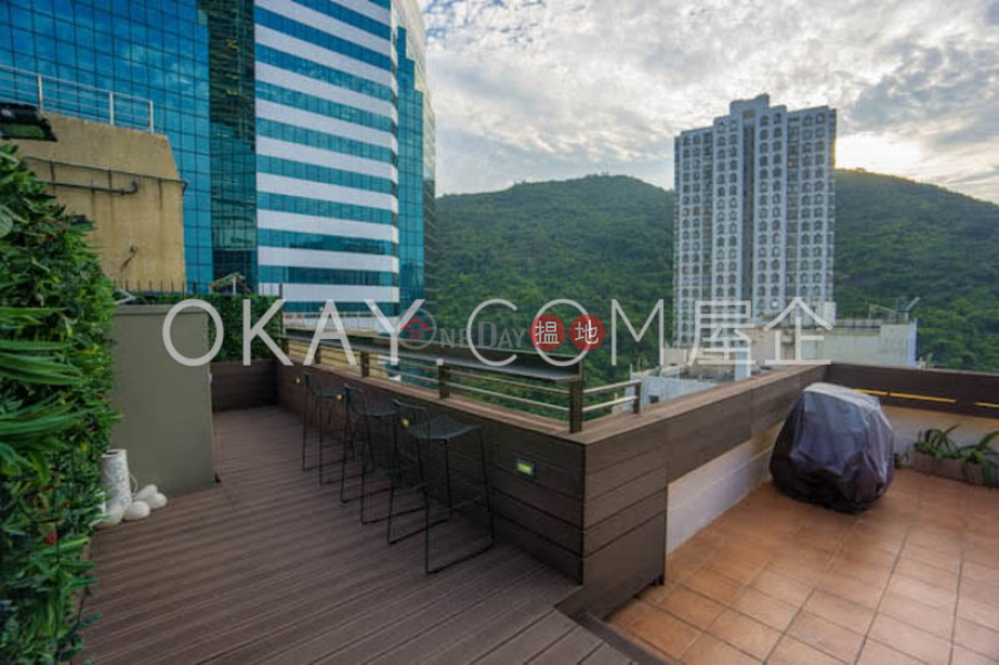 Luxurious 3 bedroom on high floor with rooftop | For Sale 13-31 Hoi Kwong Street | Eastern District, Hong Kong, Sales | HK$ 11.9M